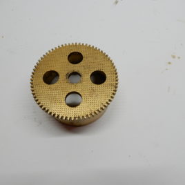 Veerton 70 tanden doorsnee 54,6 mm no 27 geribbeld