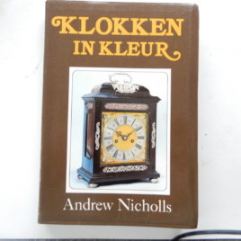 Klokken in kleur Andrew Nicholls