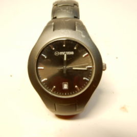Mazda horloge met datum no 136