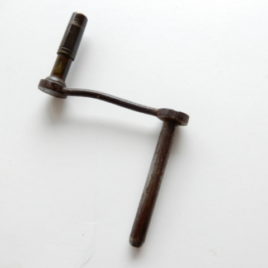 Comtoise sleutel oud maar 5,5 mm.