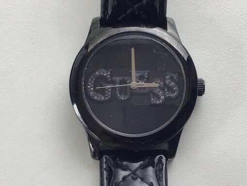 Guess horloge no 267