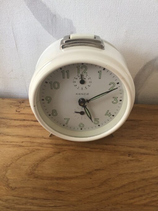 Kienzle wekker lichtgevende wijzers en cijfers no 2217