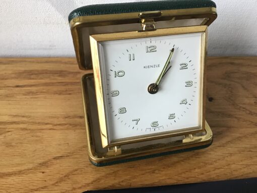 Kienzle reiswekker groen no 2218
