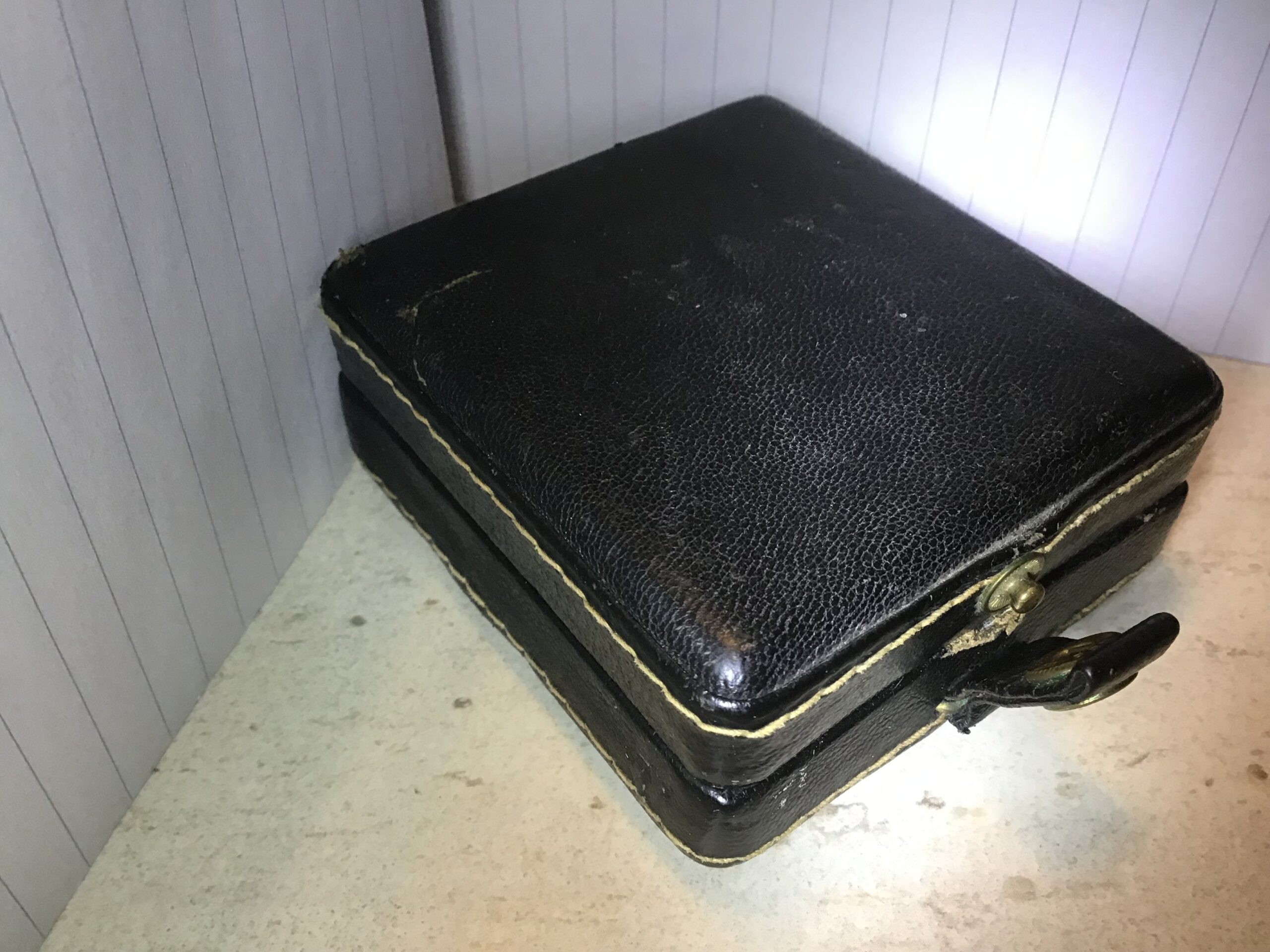 Blessing reiswekker in lederen etui no 2218 - Afbeelding 2