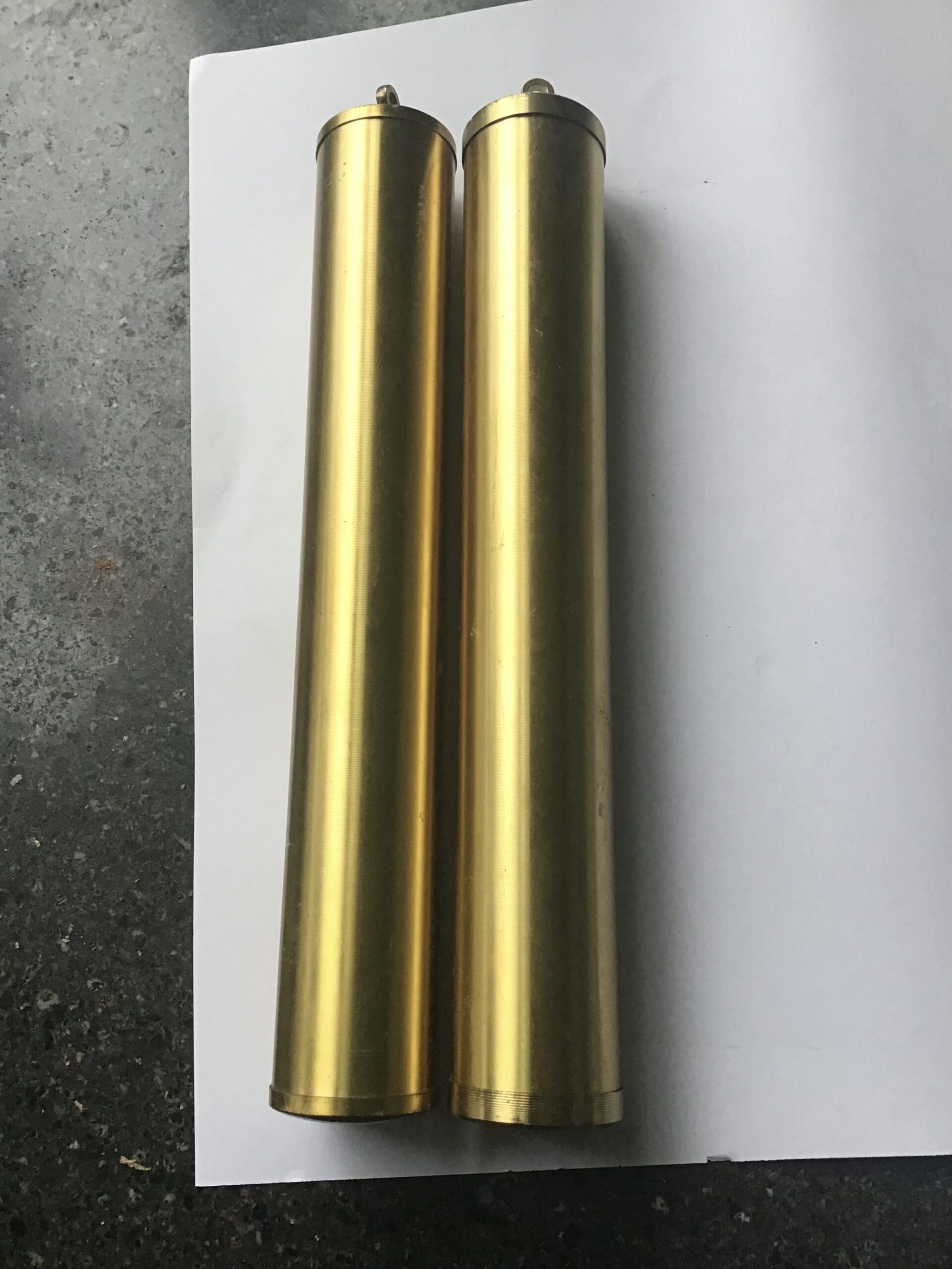 Gewichten licht geribbeld wegen 1240 ieder per 2 stuks