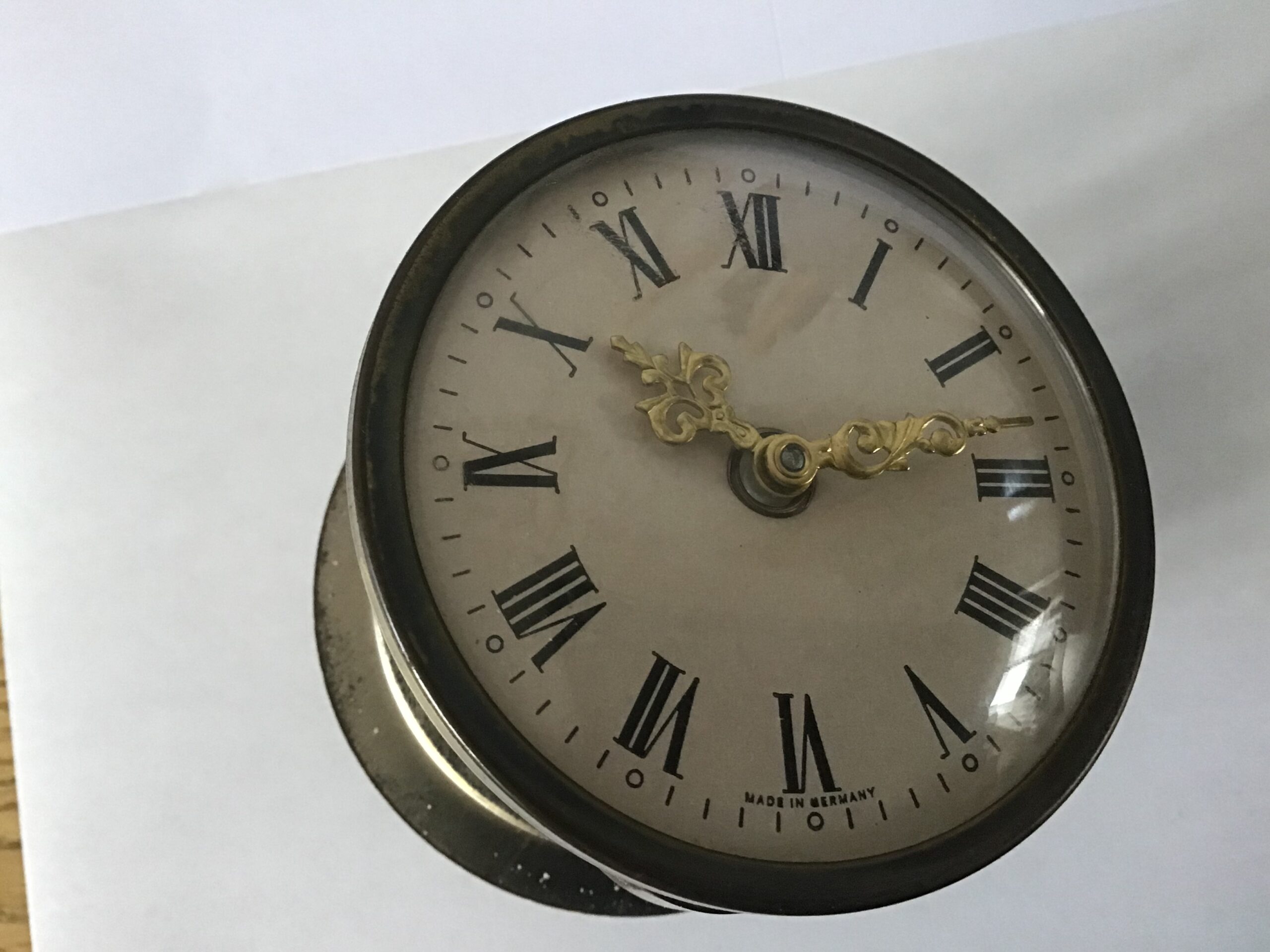 Insteekklokje doorsnee 6 cm dagloper