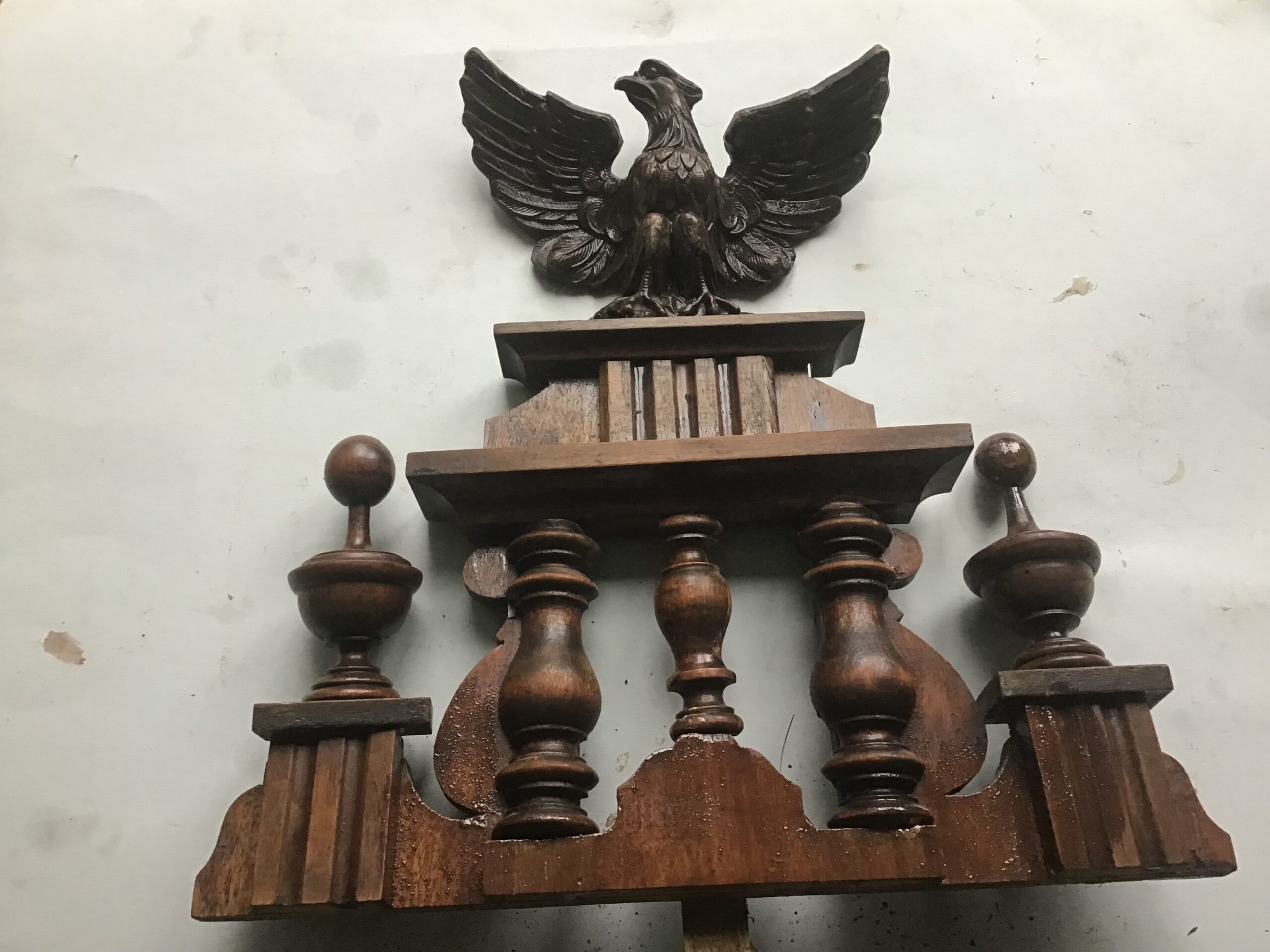 Kopstuk voor regulateur 35 x 30 cm met adelaar